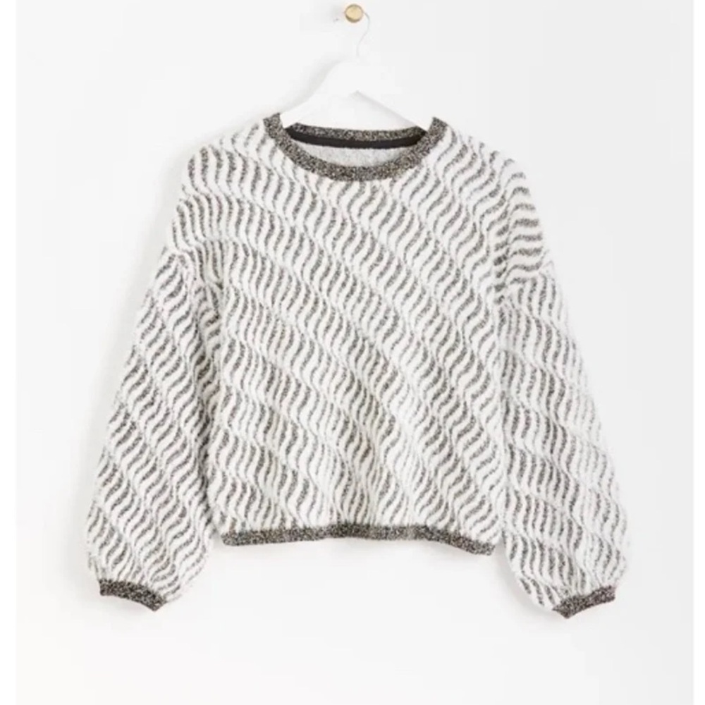 OLIVER BONAS Wavy Tinsel Metallic Knitted Jumper Sweater 
Sz US 14 or Large - Picture 4 of 12